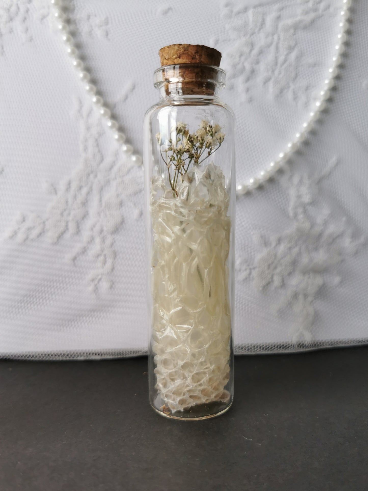 Large curiosity bottle