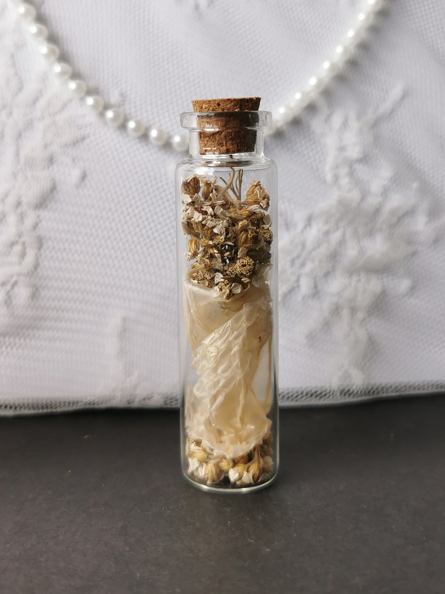 Curiosity bottle set