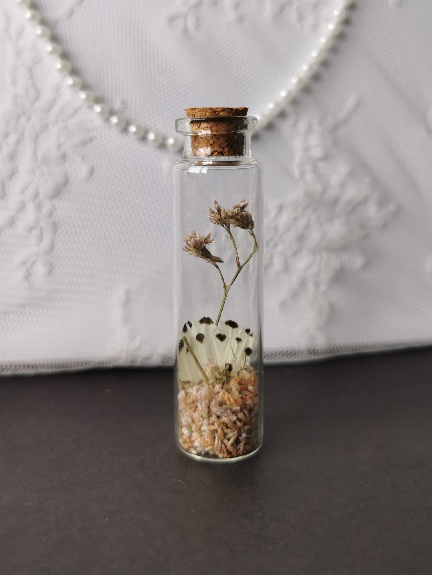 Curiosity bottle set